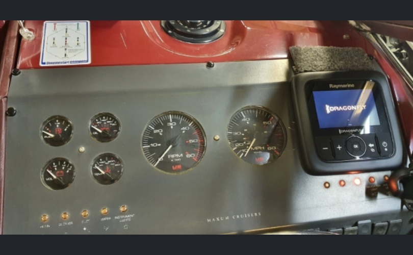 Maxum 2555 SCR-kuva-5